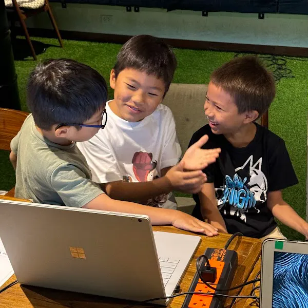 Kids learning to code